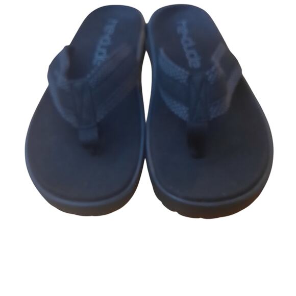 Hey Dude Mens Sami Sox Black Flip Flop Sandal - Picture 4 of 11